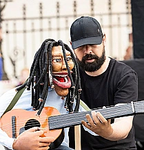 Freestyle Puppetry