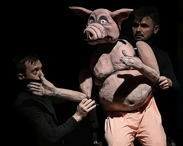 P.O.T. — Impro Show cu Păpuși