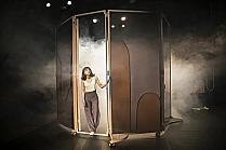 a-girls-story-povestea-unei-fete